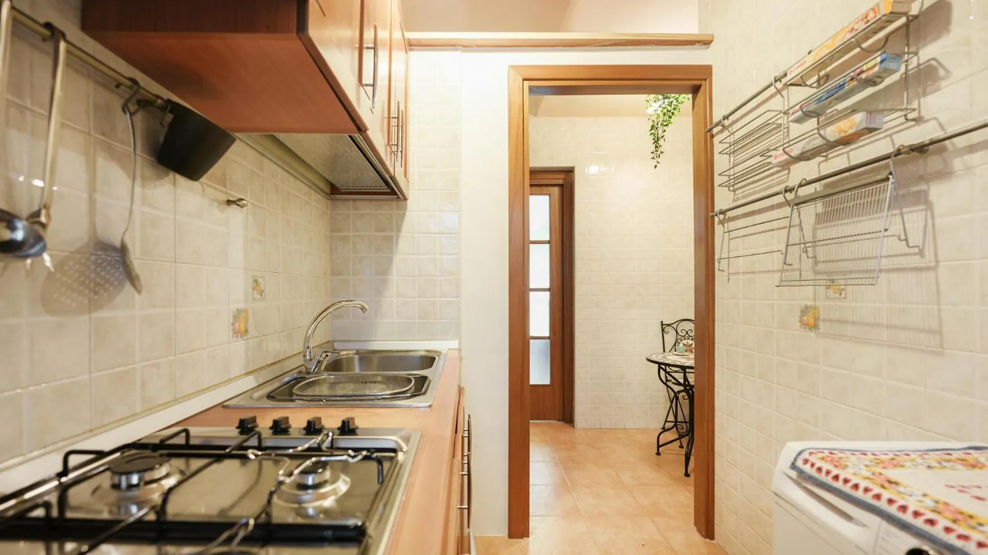 Casa Spaziosa, A Pochi Passi Da Metro E Centro Neapel Apartment